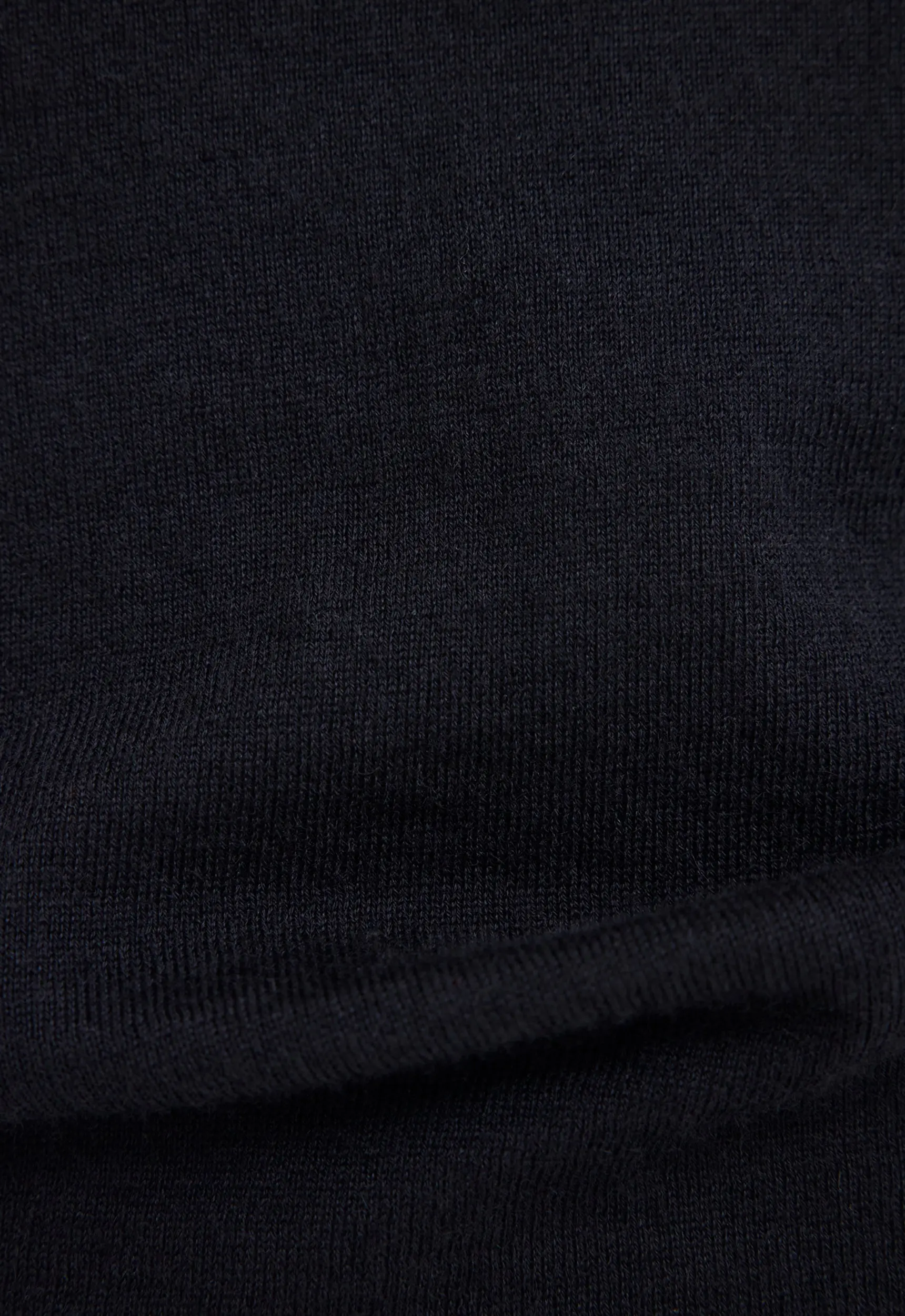 Elco Cashmere Sweater in Black - Image 5