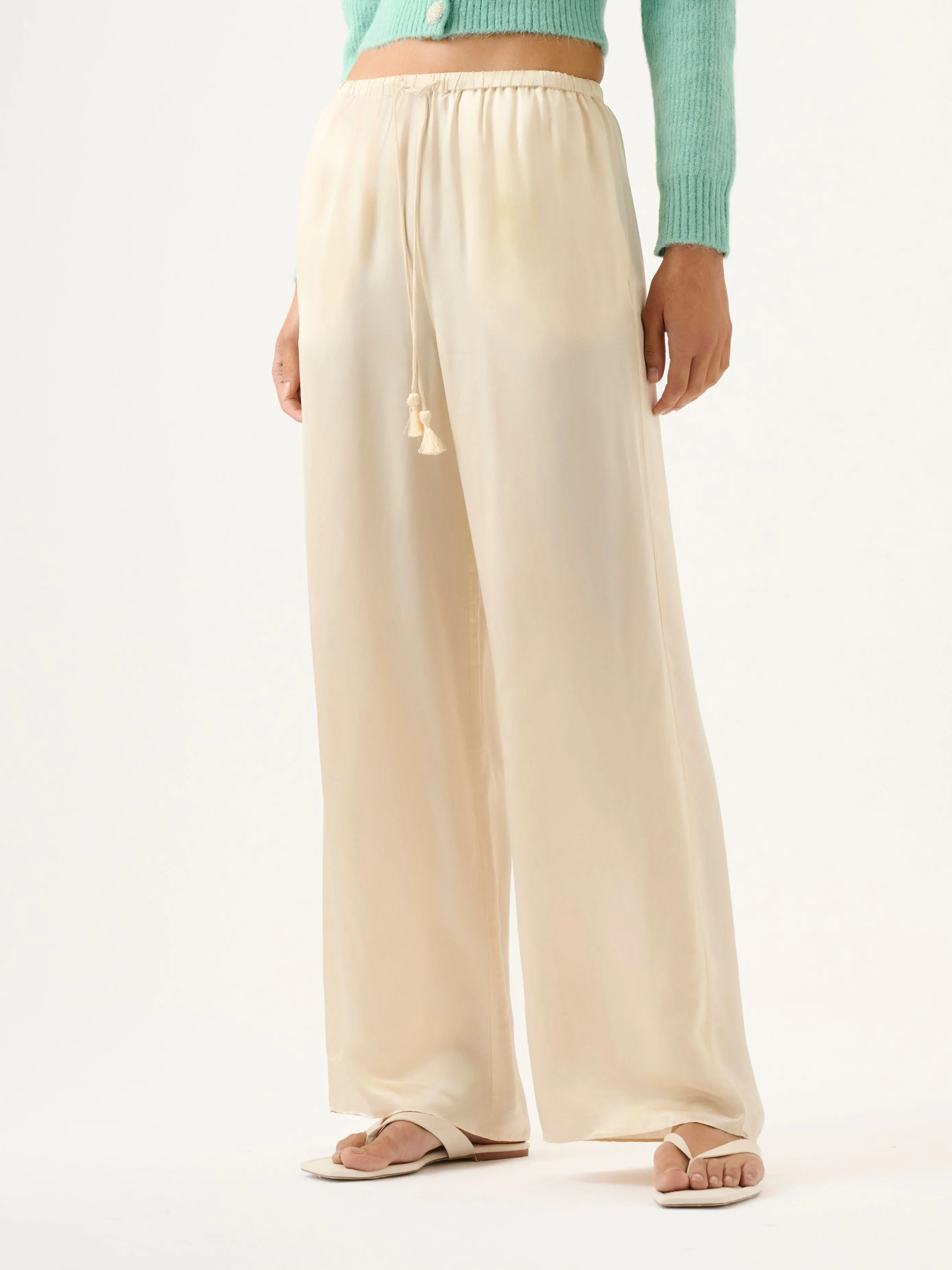 Miles Pant in Ivory - Image 7