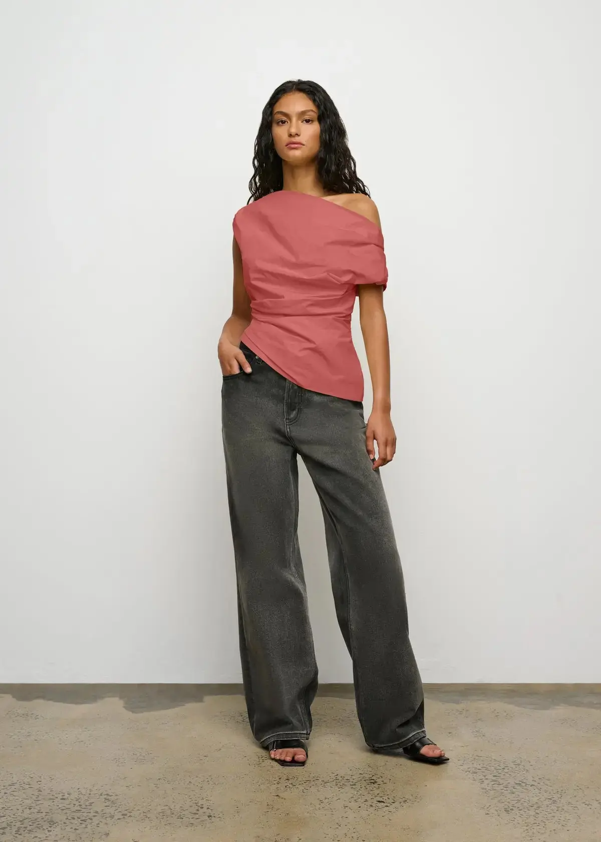 Pallas Top in Washed Red - Image 5