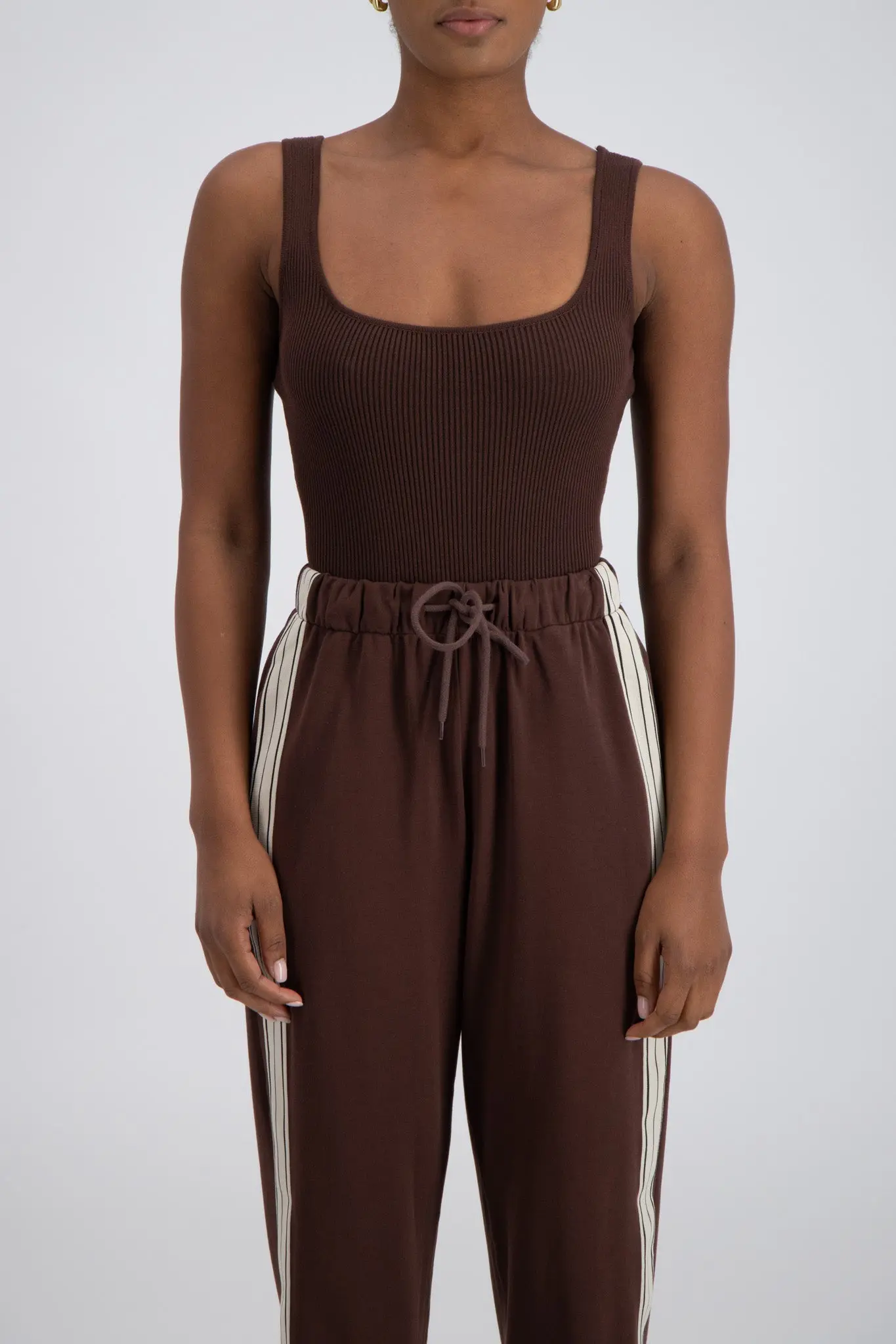 Panarea Trackpant in Brown - Image 5