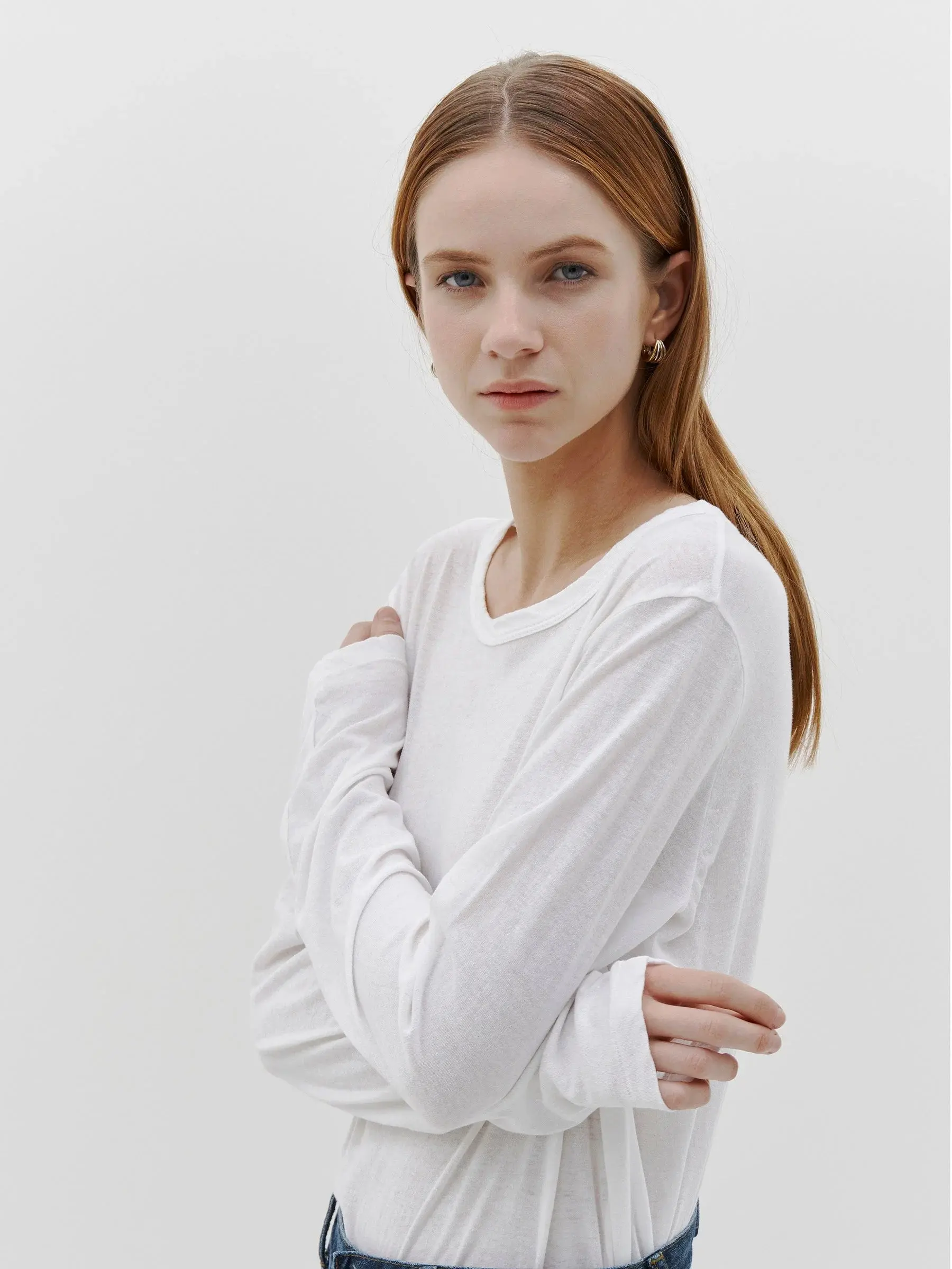 Regular Scoop Hem Long Sleeve T-shirt in White - Image 5