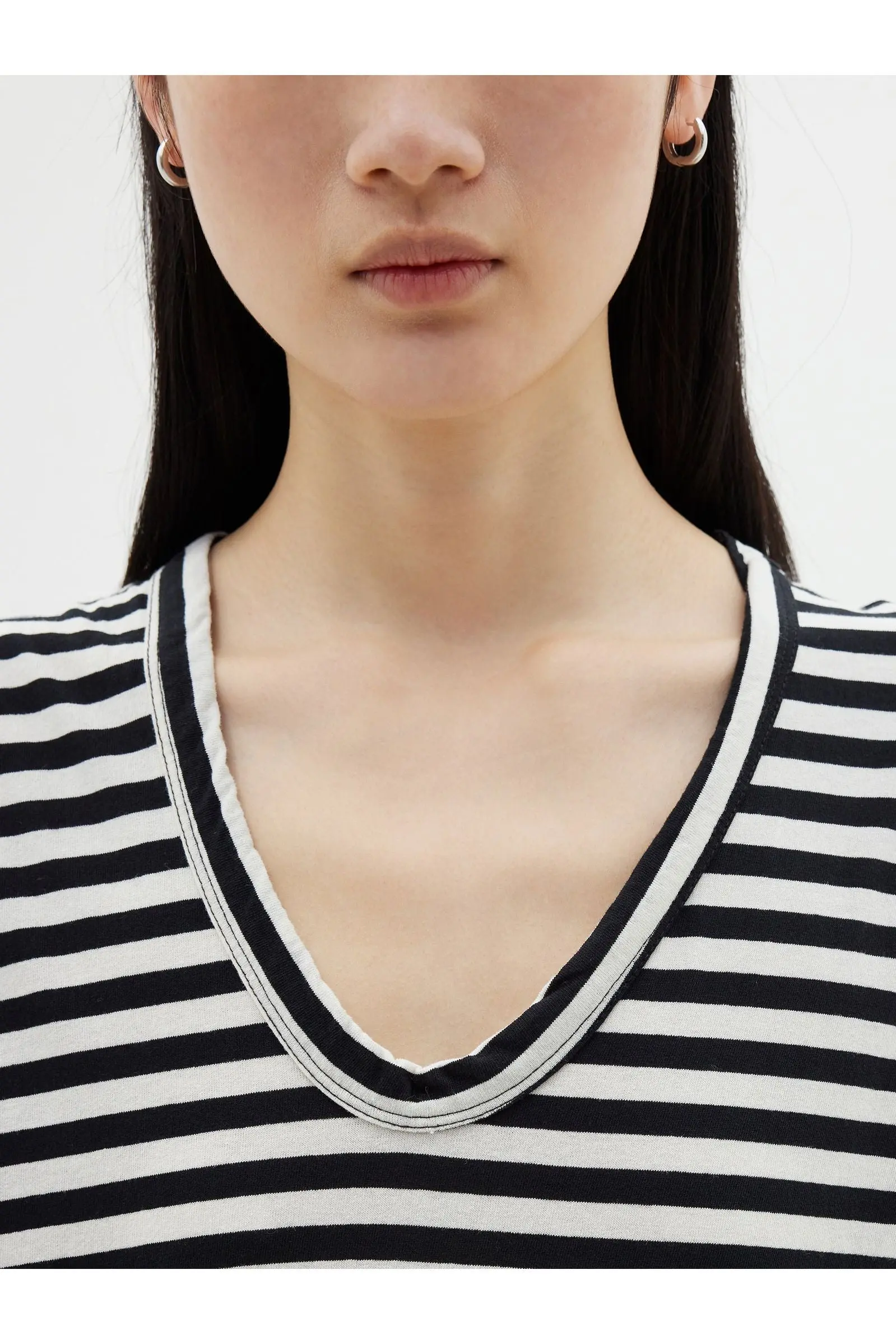Stripe Scoop Muscle Tank in Black / Undyed - Image 3