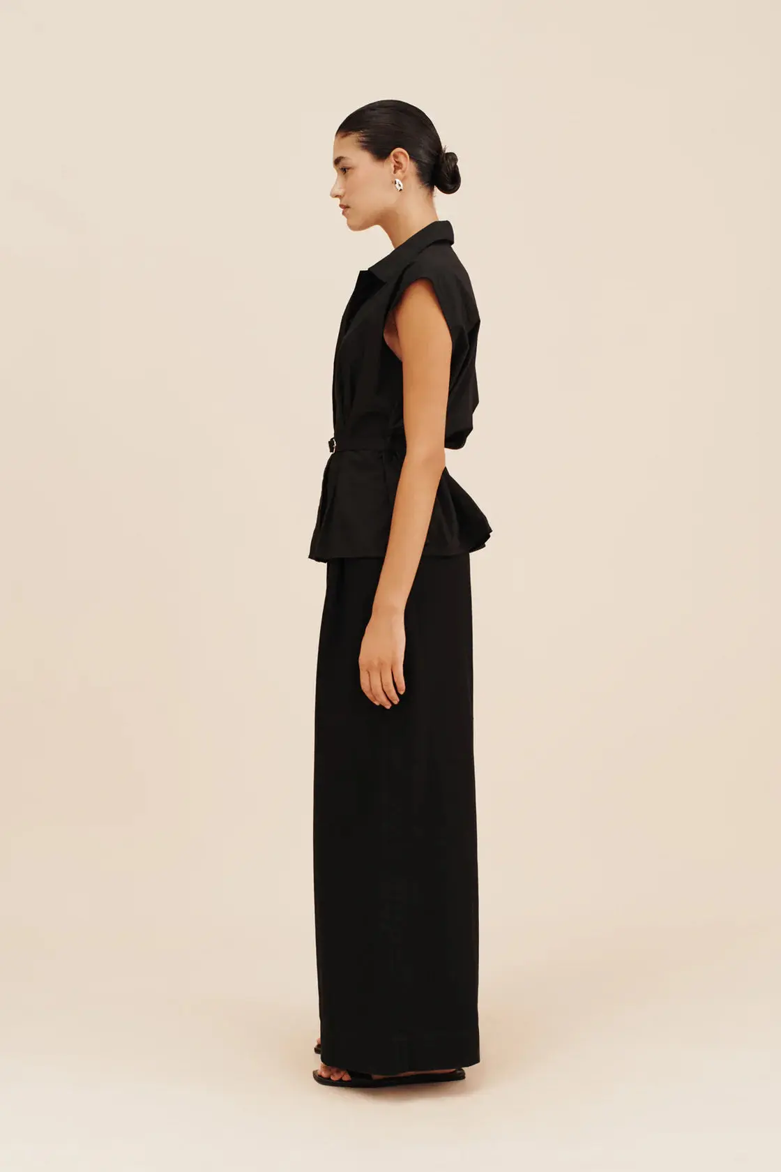 Wesley Trouser in Black - Image 3